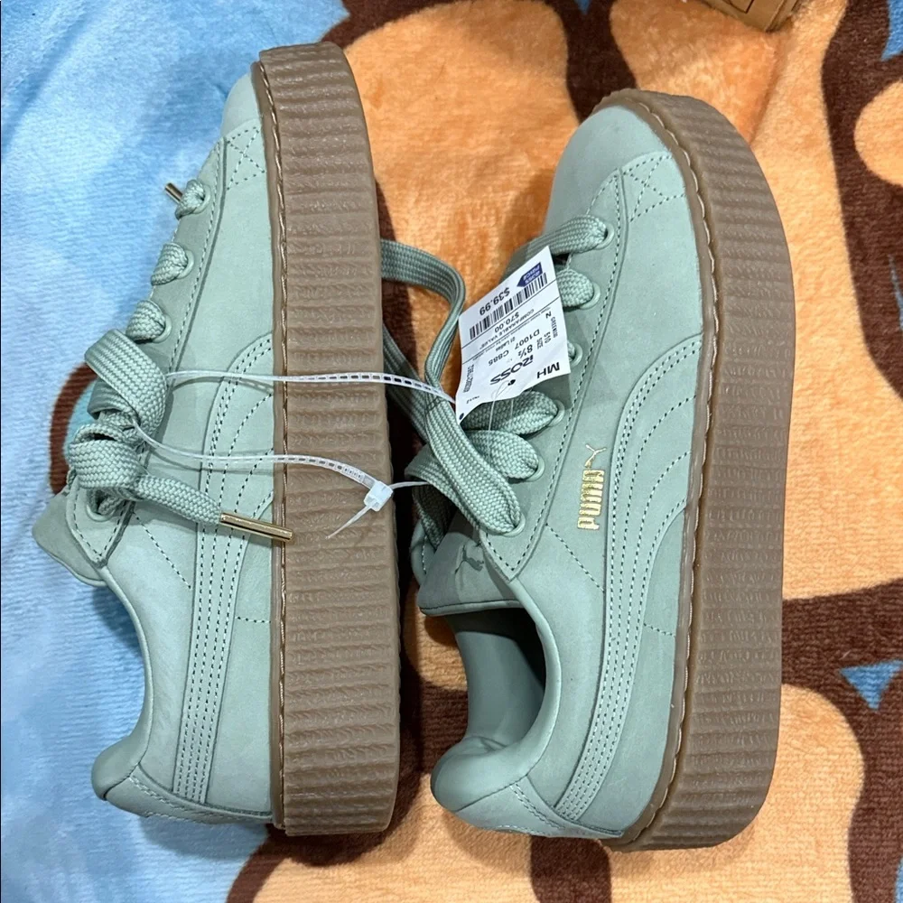 Pumas x Fenty Green Sneakers - Picture 6 of 6